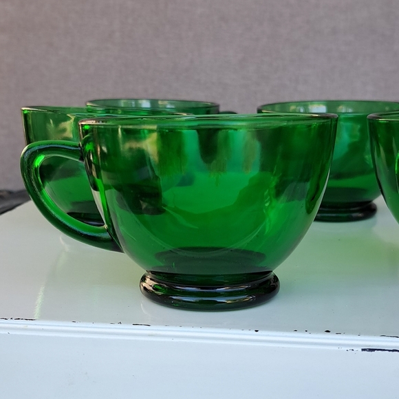 5 Vintage 50s 60s MCM Anchor Hocking Forest Emerald Green Glass Punch Cups *firm - Picture 11 of 14